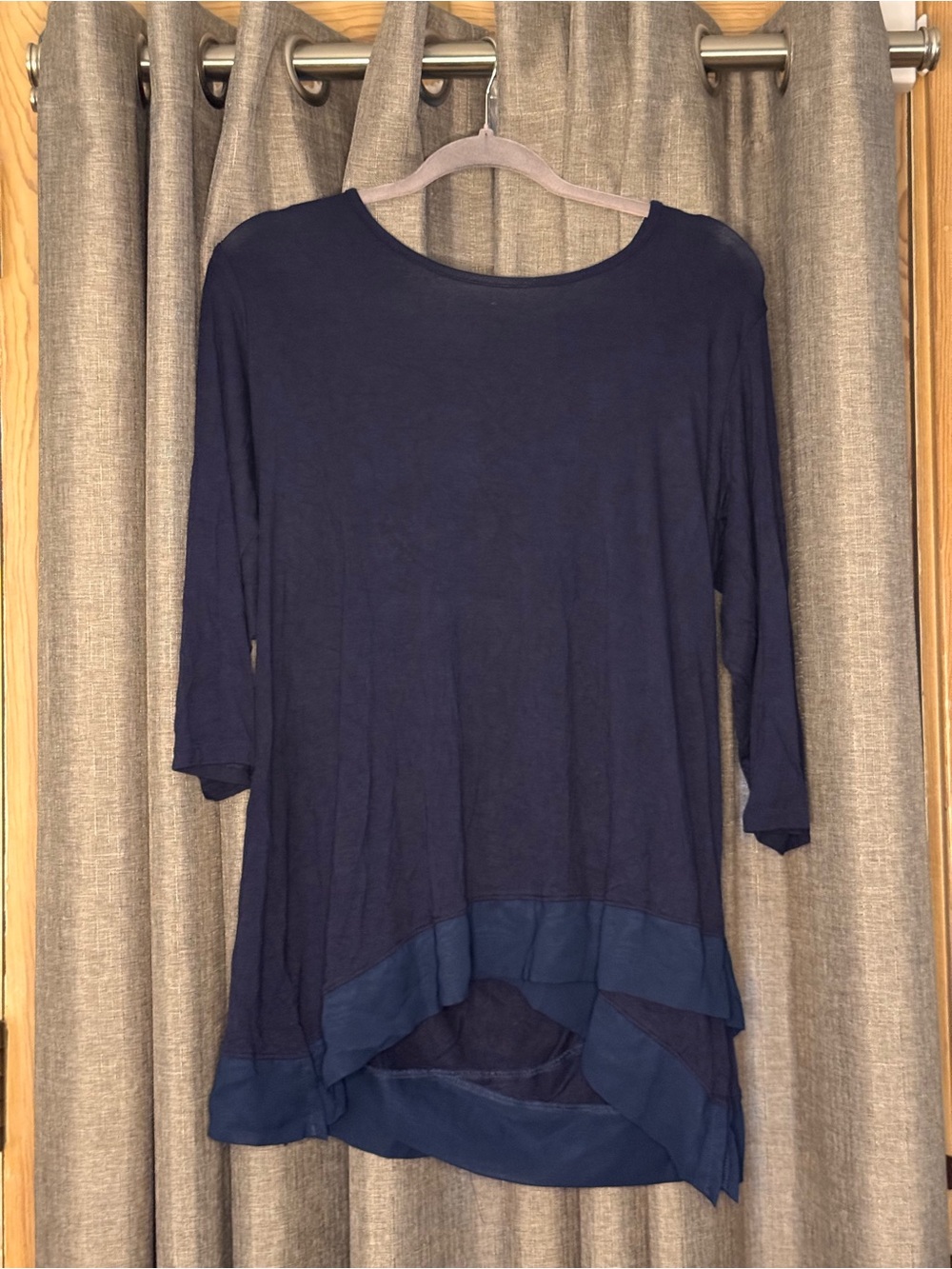 Pebble & Stone Navy Blue 3/4 Sleeve Top